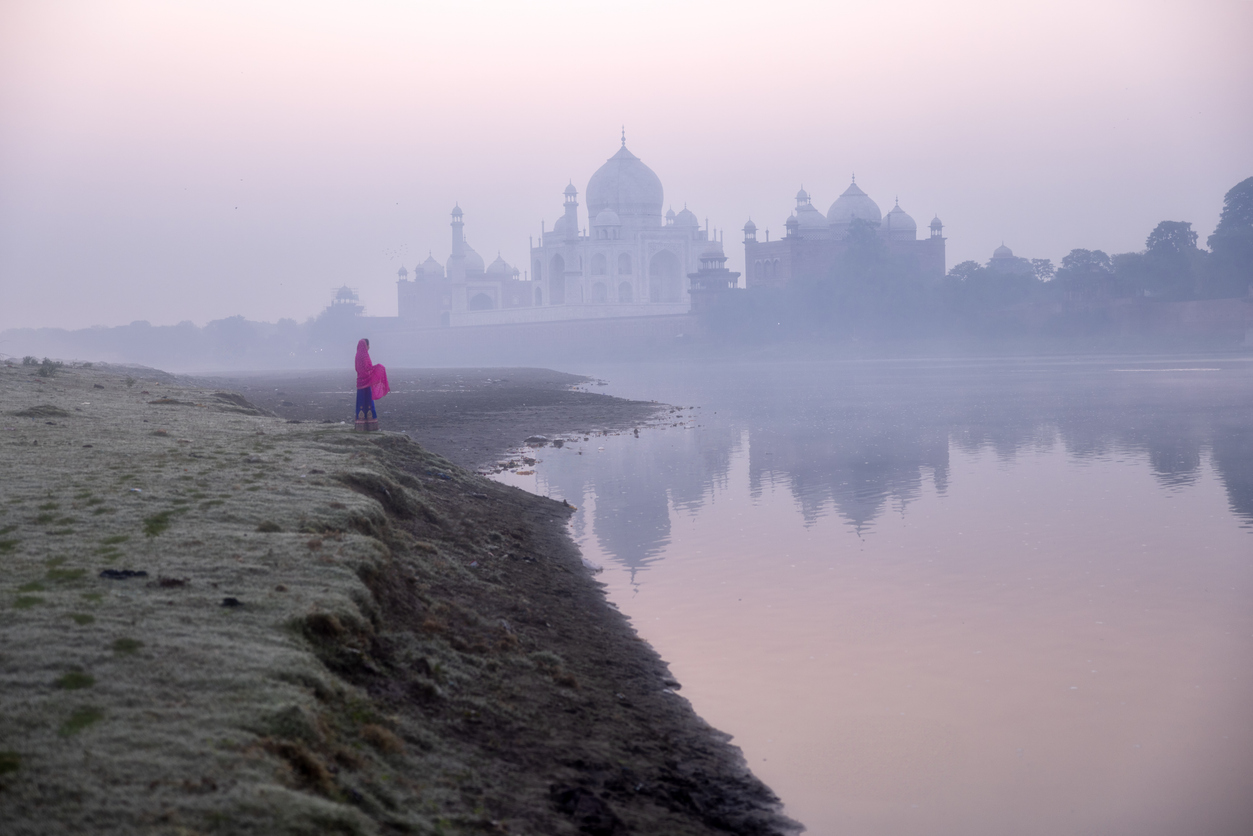 Taj-Mahal-New-Delhi-India.jpg